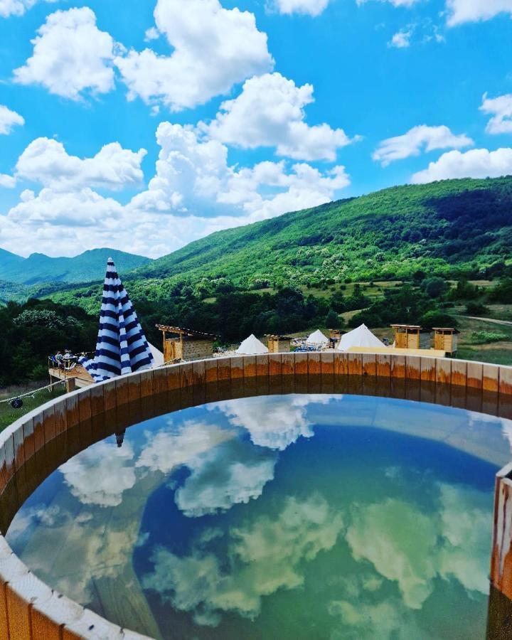 Отель The Hunters Glamping Ciudanovita Экстерьер фото
